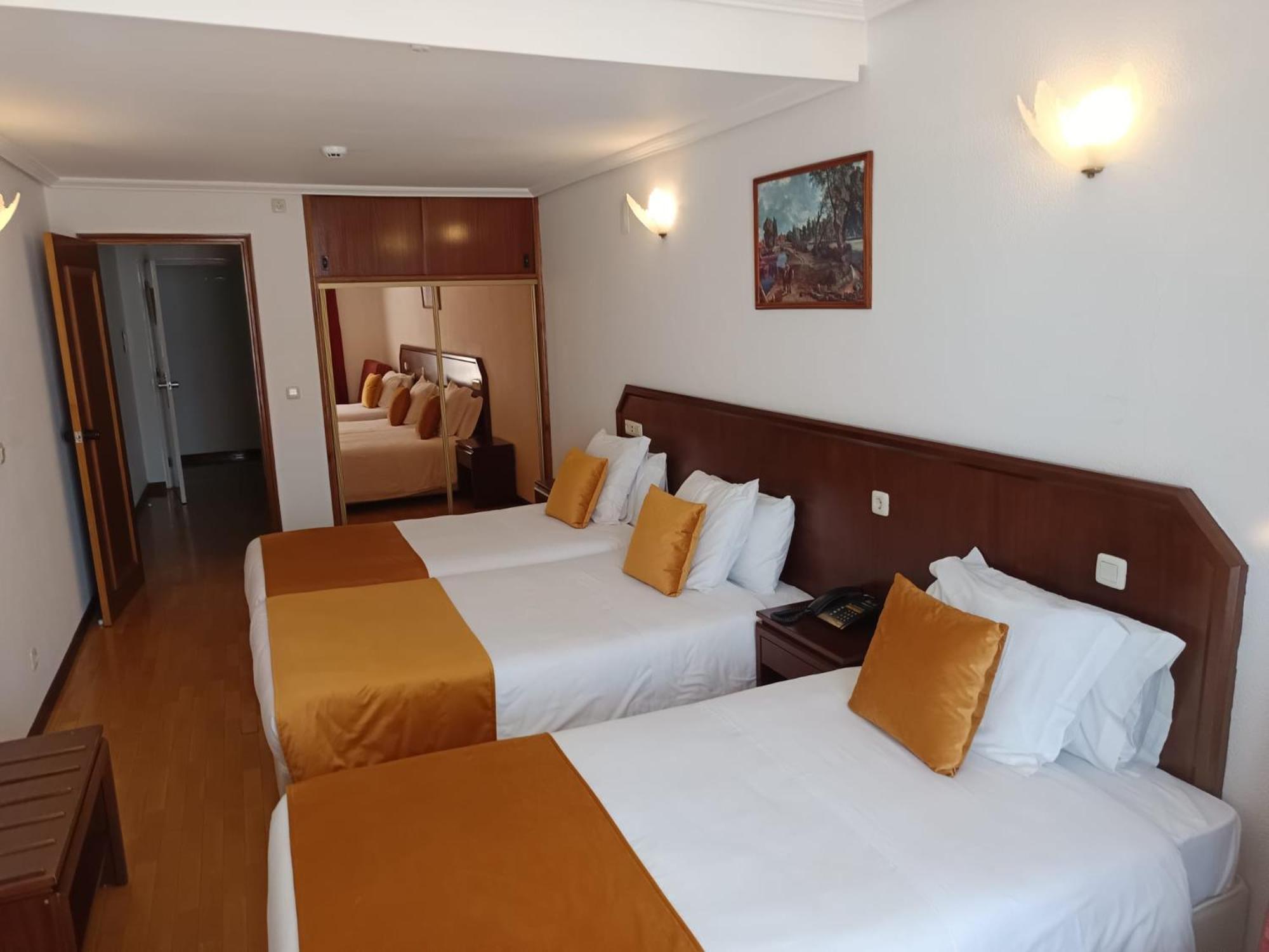 Triple Room,1689840835:JPEG
